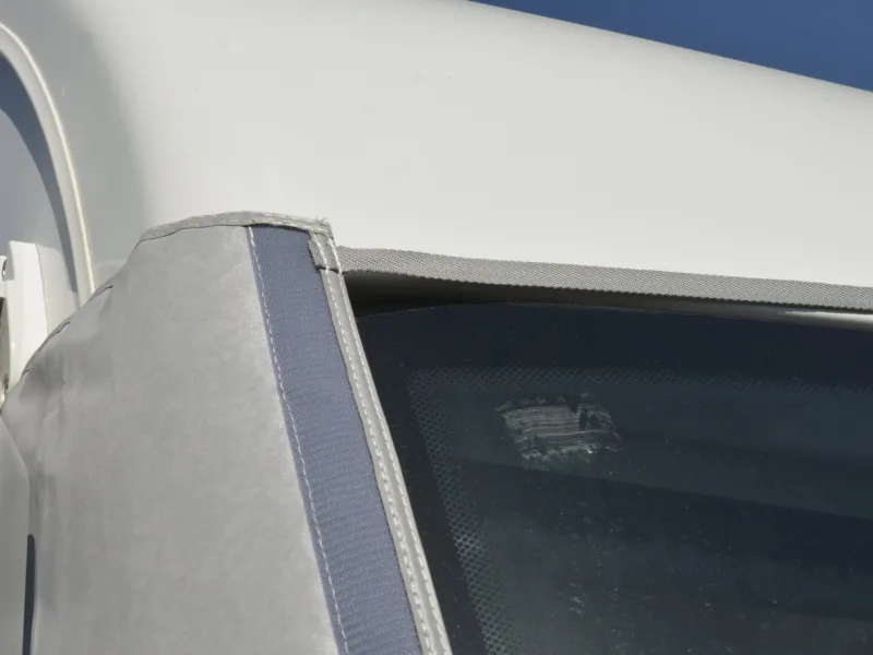 Sangle de maintien haut de pare-brise de la protection thermique Isoval Intégral Clairval