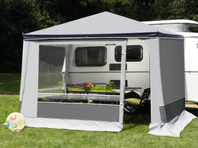 Options 2 côtés et façade en toile PVC de l'auvent abri Kwik Kitovent spécial Eriba Touring profondeur 2,30m toit synthétique modèle Triton  