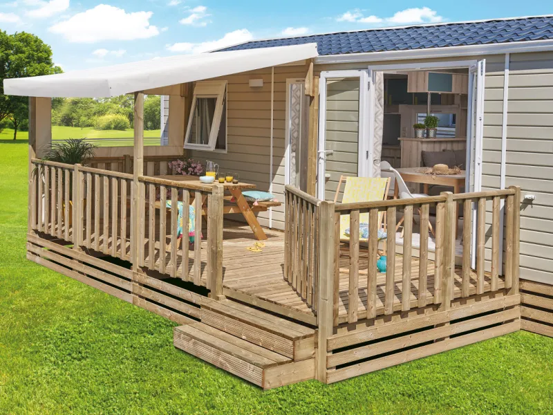 Terrasse Coverluxe 6,00 m couverte 3,00 m toit standard profondeur 2,60 m options soubassements + portillon battant + escalier 2 marches L.128cm avec contremarches