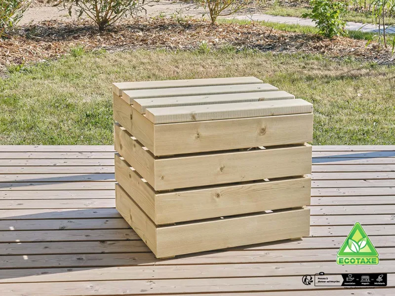 Pouf extérieur en bois dimensions L.50 x P.50 xH.45 cm de la gamme mobilier extérieur terrasse bois pour mobilhome Clairval, produit soumis à l'écotaxe