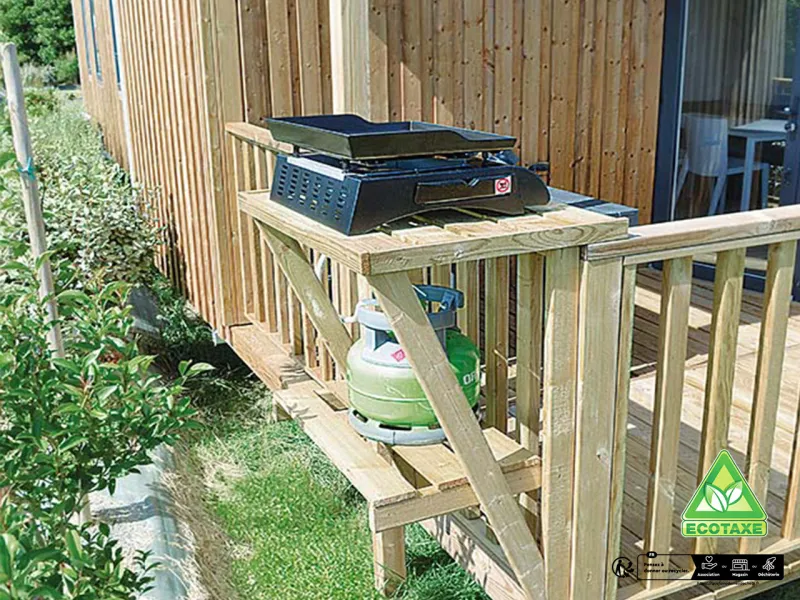 Tablette support Plancha terrasse bois pour mobil-home