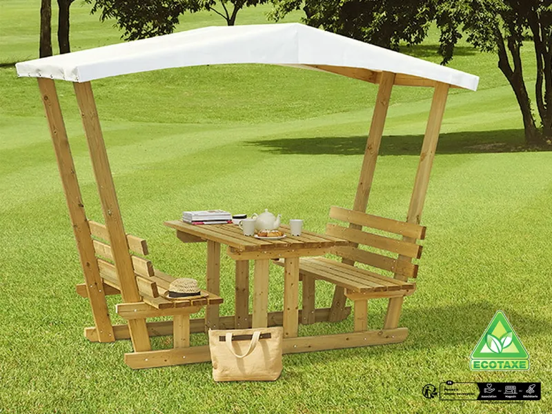 Table de jardin en bois modèle Snack Clairval, couverte en bâche PVC, plateau 4 à 6 places assises et bancs avec dossier. Produit soumis à l'écotaxe et recyclable