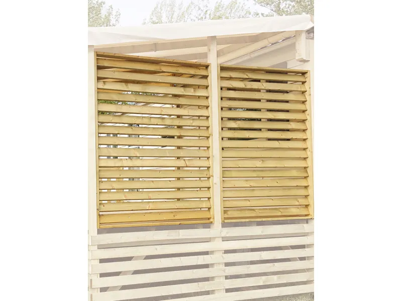 option parevues persiennes bois pour côté non couvert et façade terrasse bois podium GAIA Clairval