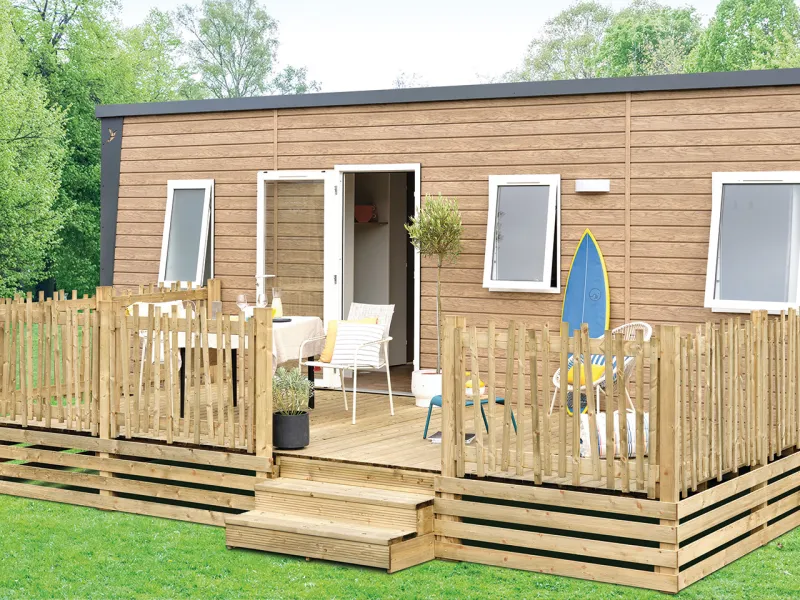 Terrasse bois Clairval Elite 6,00X3,00m classique non-couverte, rambardes Oyat avec option soubassements 