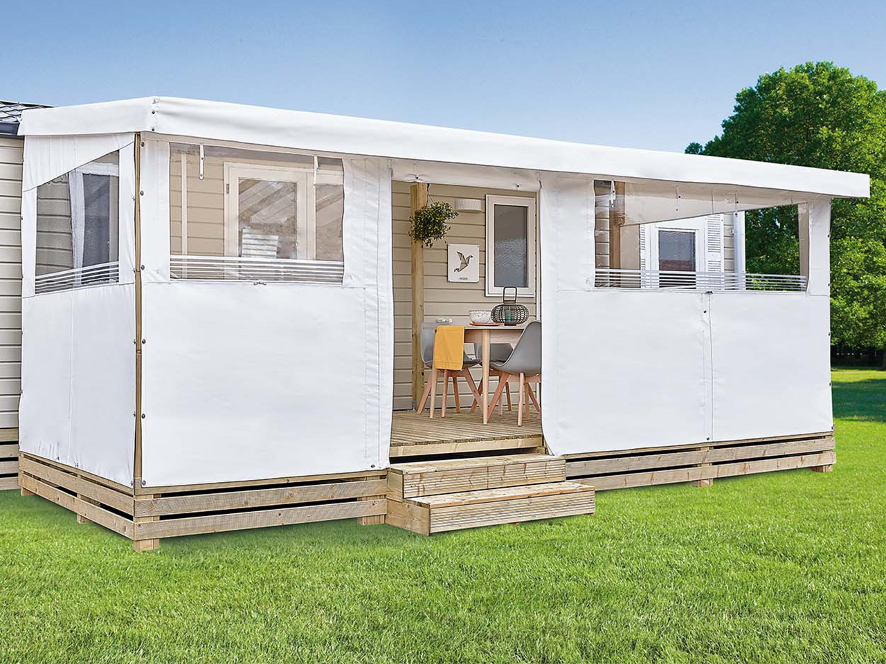Joue Droite Avec Porte Pour Terrasse Mobil Home Toiles côtés et façade PVC pour terrasse bois mobil-home | Clairval
